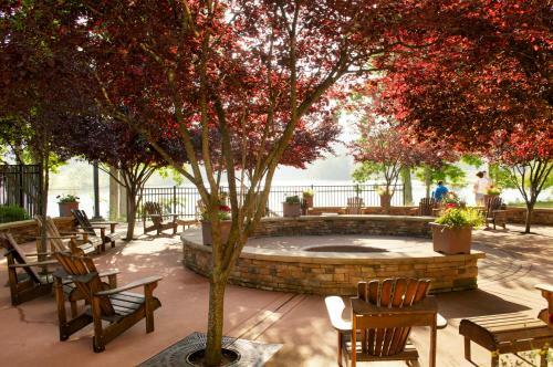 Hotel Stonewall Resort