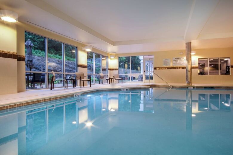 Hotel Courtyard By Marriott Lenox Berkshires