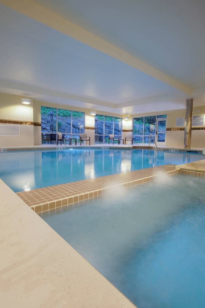 Hotel Courtyard By Marriott Lenox Berkshires