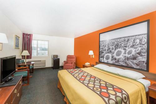 Motel Super 8 By Wyndham Holton