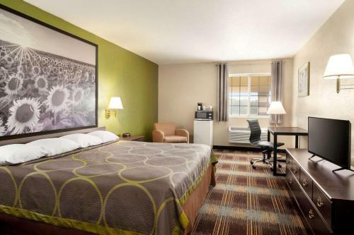 Motel Super 8 By Wyndham Holton