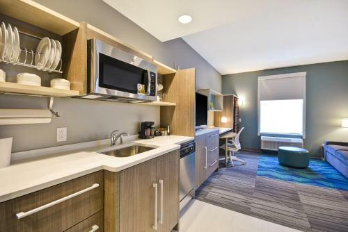 Hotel Home2 Suites By Hilton Queensbury Glens Falls
