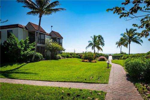 Apartamento East Gulf Condo #1411