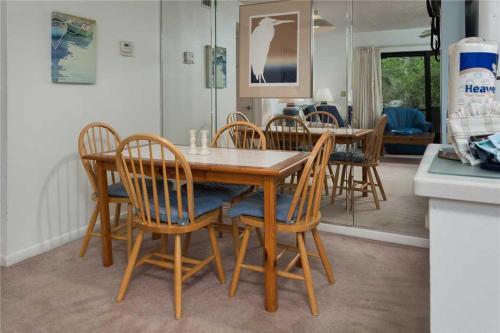 Apartamento East Gulf Condo #1411