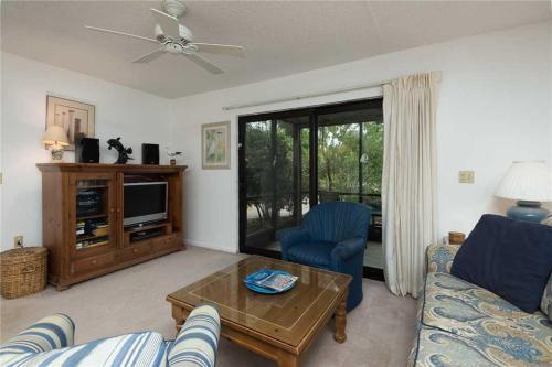 Apartamento East Gulf Condo #1411