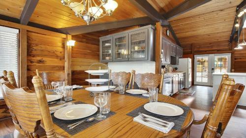 Muskrat 2 Three-bedroom Home