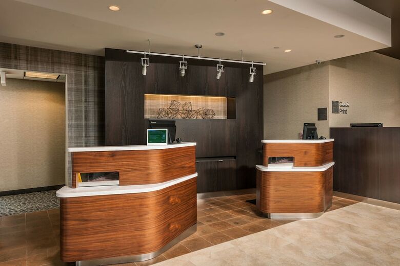 Hotel Courtyard By Marriott Boston Littleton