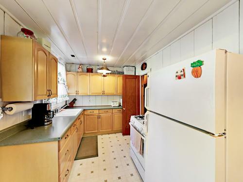 4025 Azure Avenue Home