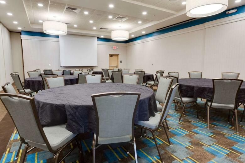 Drury Plaza Hotel St. Louis St. Charles
