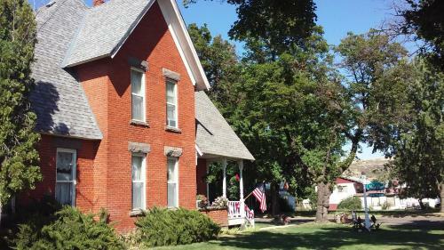 The Mays Place Bed And Breakfast