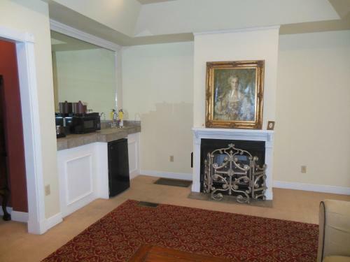 Bed & Breakfast Cedar Grove Mansion Inn & Restaurant