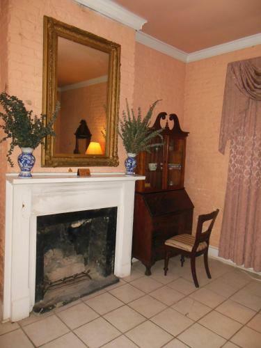 Bed & Breakfast Cedar Grove Mansion Inn & Restaurant