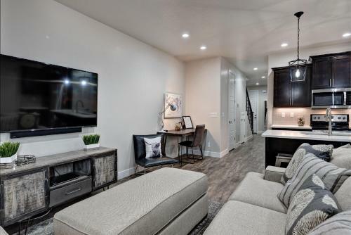 The Penthouse At The Ledges