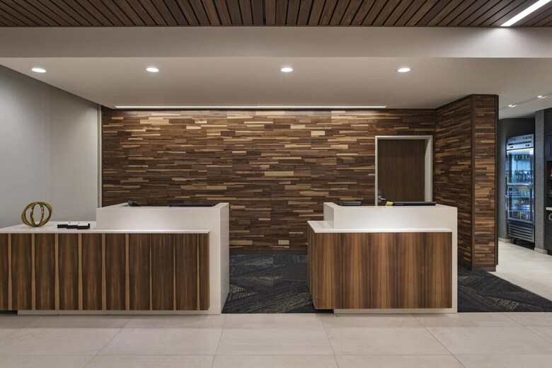 Hotel Courtyard By Marriott Houston Sugar Land/lake Pointe