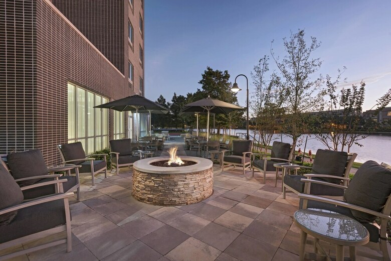Hotel Courtyard By Marriott Houston Sugar Land/lake Pointe