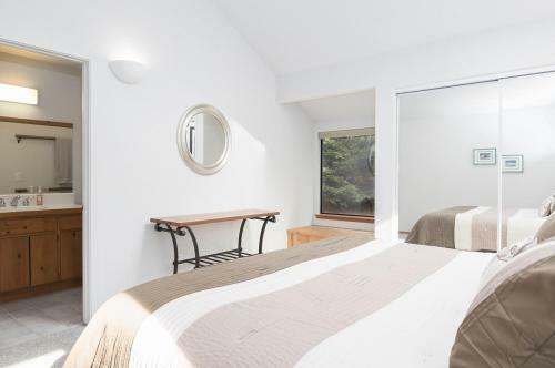 Casita Hideaway Home