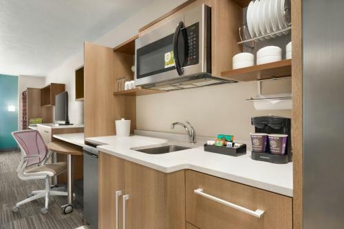 Hotel Home2 Suites By Hilton Bismarck