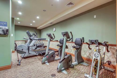 Powderhorn Lodge 102: Sego Lily Suite