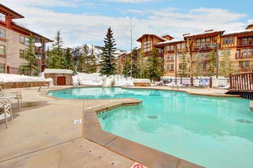 Powderhorn Lodge 102: Sego Lily Suite