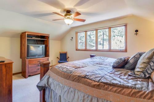 Conifer 9 Five-bedroom Home