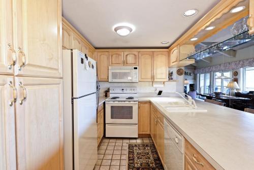 Apartamento 55 Upper Woodbridge Rd Unit F-4 Condo