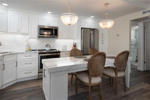 Apartamento East Gulf Condo #911