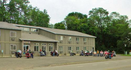 Sunrise Inn Hotel