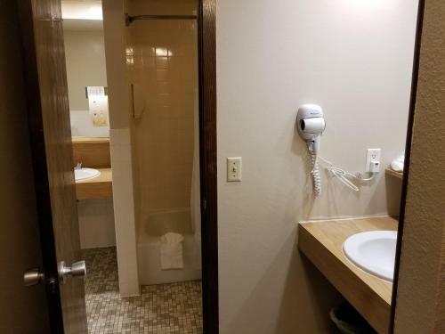 Motel Americas Best Value Inn Hinckley