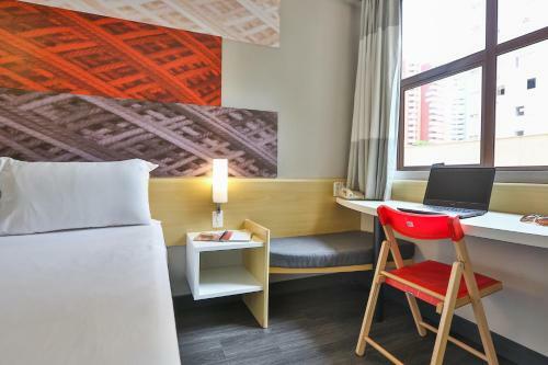 Hotel Ibis Maring�