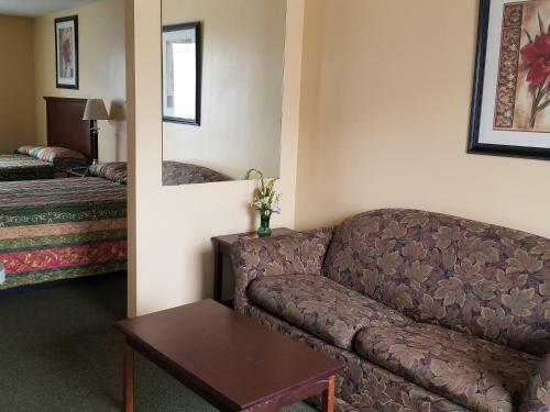 Motel Perry-o Inn & Suites