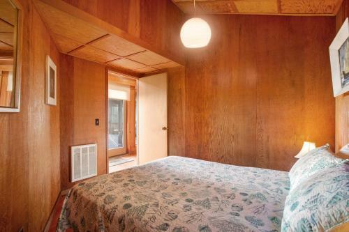 Curtis-moulton Retreat