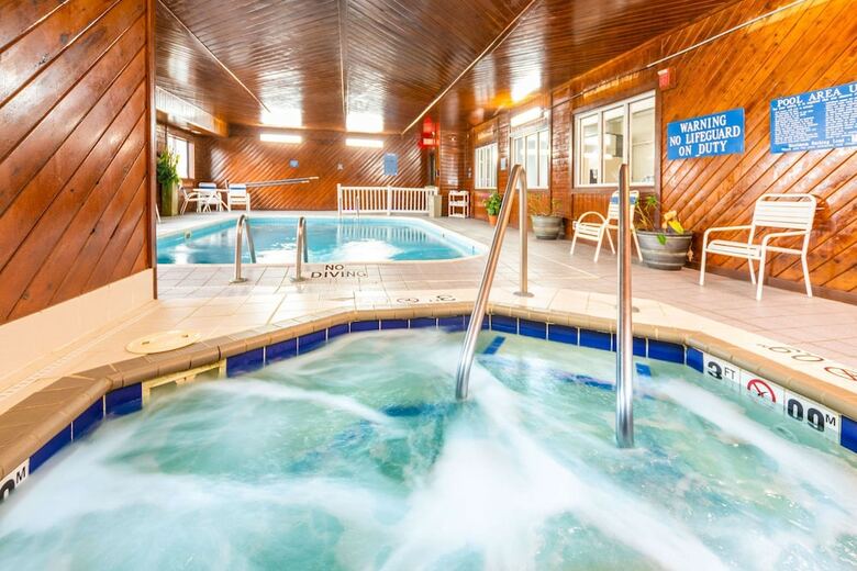 Hotel Quality Inn & Suites