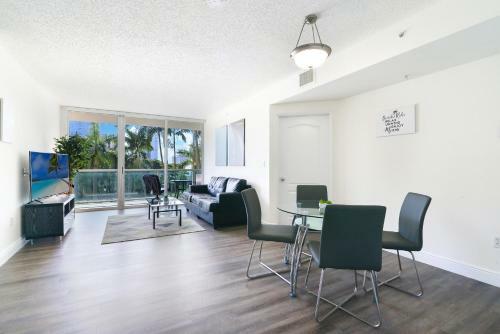 Aparthotel Yacht Club Modern Luxury Apartments