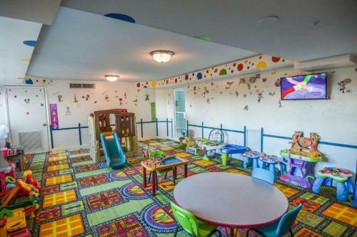 Aparthotel Yacht Club Modern Luxury Apartments