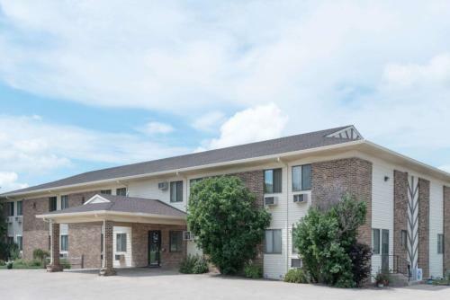 Hotel Super 8 By Wyndham Milbank Sd