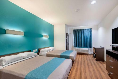 Hotel Motel 6 Channelview