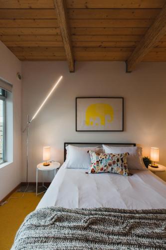 Modern Style Urban Getaway