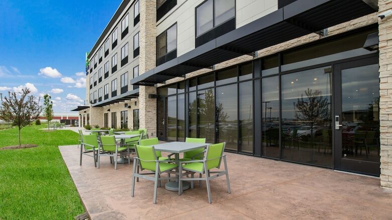 Hotel Holiday Inn Express & Suites Racine