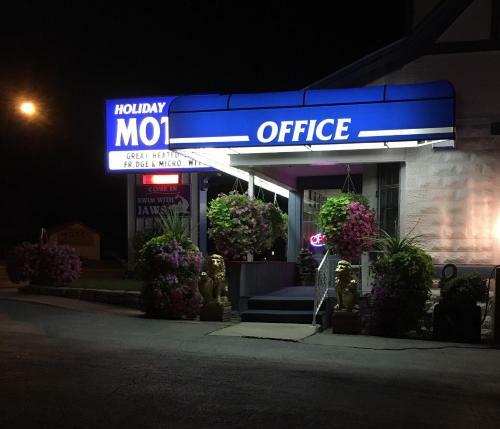 Holiday Lodge Motel
