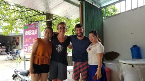 Bed & Breakfast Thu Thuy Homestay