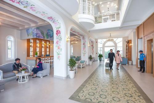 Hotel Dalat de Charme Village