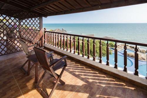 Hotel Rock Water Bay