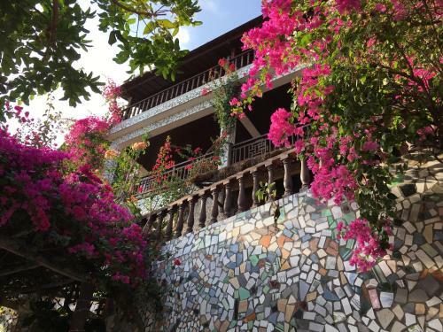 Hotel Rock Water Bay