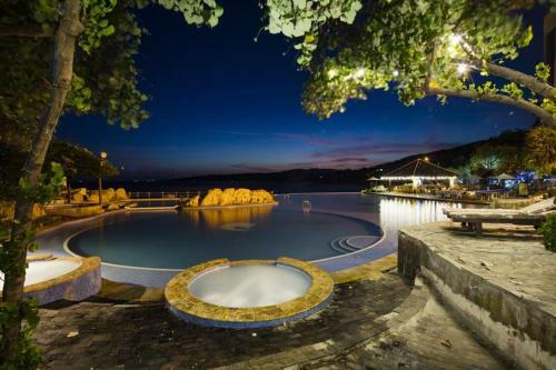 Hotel Rock Water Bay