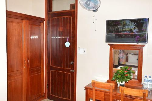 Hostal Victor Hotel