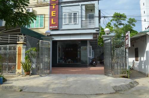 Motel Phuongmai Hotel