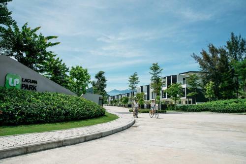Villa Laguna Park Homes Lang Co