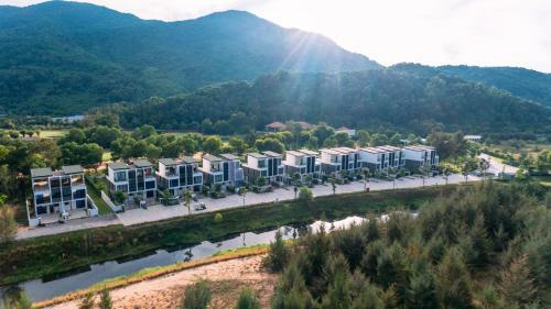 Villa Laguna Park Homes Lang Co