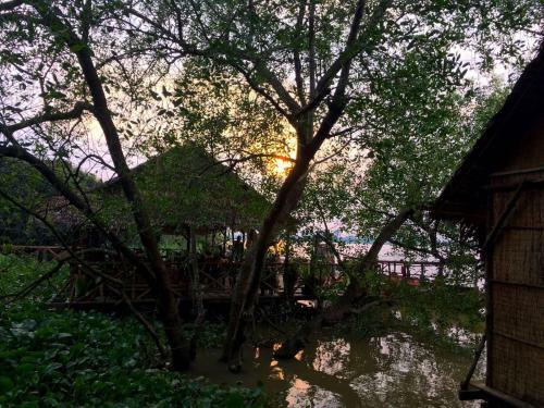 Hostal Happy Family Guesthouse