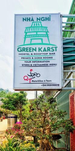 Hotel Green Karst Hostel & Bar